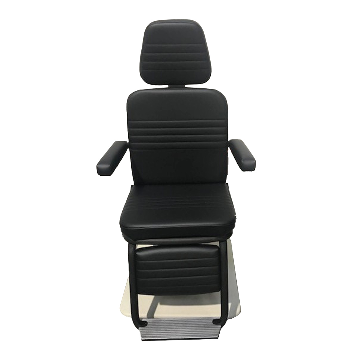 Reliance 5200 L15 Chair (Pre-Owned)