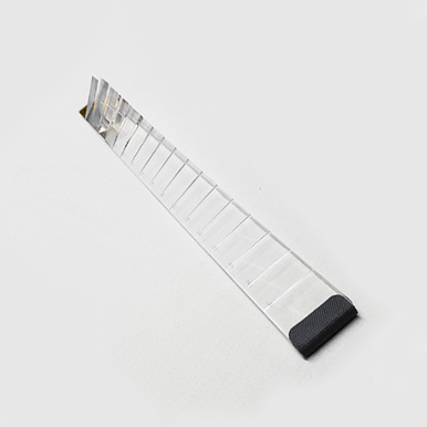 Horizontal Prism Bar